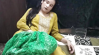 Soyi little step sister ko paise dekar jabar dasti pela