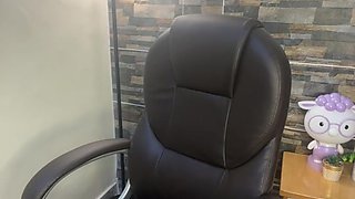 Amoral busty babe solo mind-blowing clip