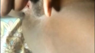 Young Ugandan Girl Masturbating Herself