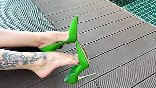 New Classic Stiletto High Heels, 12 Cm Heels on Me and on the Beach, in the Sand and in the Garden, on the Grass, on the Road