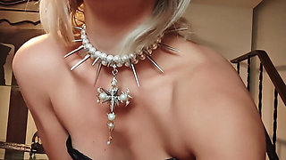 Ass in Latex - Mistress Julia