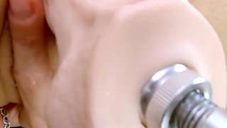 Vika - Fucking Machine Doggystyle
