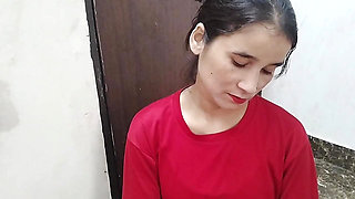 Bhabhi ko bathroom me jabar dasti chuchi pakad ke chod diya