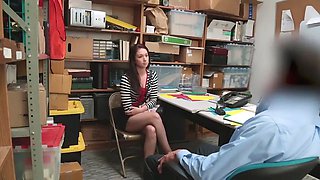 Teen Naiomi Mae Into Banging For Theft