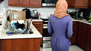 Beautiful hijab girl steal some money from her boss