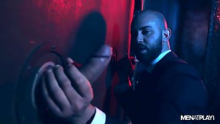 Cruising Glory Hole - MENatPLAY