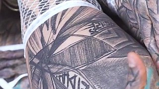 Anuskatzz Gets a Stainless Steel Dildo to Shove up Her Ass