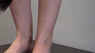 Fast Food & Donat Foot Feeding!