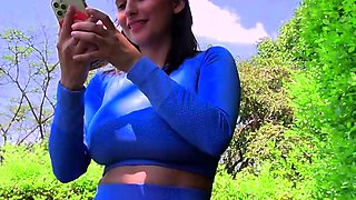 Sexo en el parque! Hottest XXX porn with gym dame and