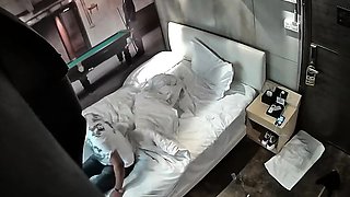 Hot amateur hidden cam
