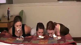 LOSTBETSGAMES - Wednesday, Kim and London Pie Eating Contest (Cream and chocolate)
