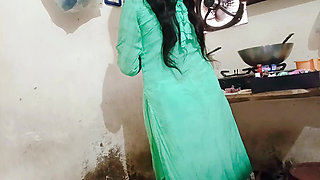 Bihari Sanjana bhabhi ready hoke boyfriend se mile ja rahi hai xxx desi sexy video full hd sex