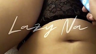 Horny Girl Masturbate in Front of Her Friend
