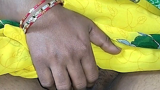 Desi sexy stepsister home alone fingaring