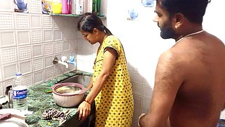 Indian Girl Has Hard Sex in Kitchen Mumbai