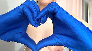 I Am Getting Excited in Colorful Gloves and Masturbating a Monster Cock