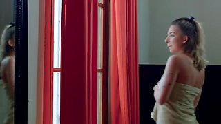 Lily, 32 years old, medical secretary in Montpellier! - Jacquie et Michel TV