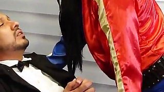 Nymphomaniac Harley Quinn Gets Horny and Fucks Batman