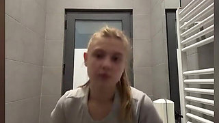 Creampie Pussy. Squirting and Fingering