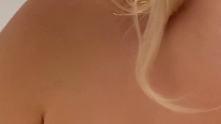 Step-mommy Loves Fuck with Condom!