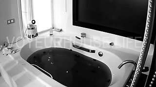 Russian blonde amateur fingering herself on live webcam
