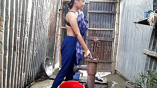 Bangladeshi Young Village Girl Bathroom Bath adn Boobs Show
