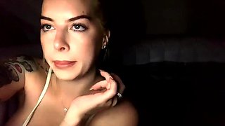 Big boob brunette masturbates on webcam