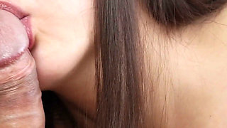 Diana Worships Cock Vacuuming Cock & Licking Frenulum