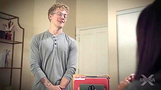 Elizabeth Skylar Rides Mayors Son for Anal Creampie