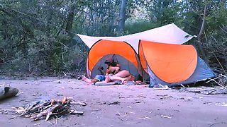 Hot Outdoor Camping Blowjob on the Beach