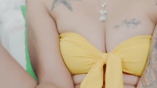 Big Booty Latina Stefania Gives Oily BBC Footjob