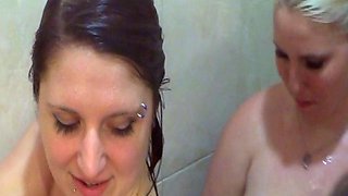 Seducing A Brunette Babe Into Lesbian Sex