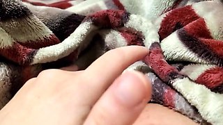 Left-Handed Solo Female Orgasm for the First Time