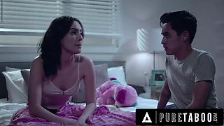 Freya Parker Sneaky Sex With Stepsister's Secret Lover To Avoid Getting Caught By Parents