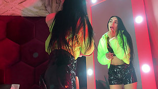 Blowjob in the Mirror