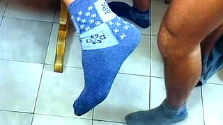 Hairy Pussy Fingered and Fucked Till Facial Explosion