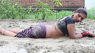 First Time Sali Romantic Sex Video Wife Fucked in India