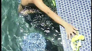 Brunette Loves to Have Her Pussy Eaten Before Fucking Outdoor