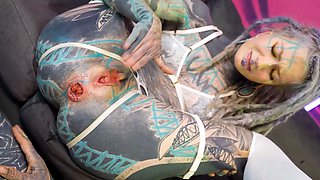 Dual ass-fuck insertion, squirting climaxes and sloppy deepthroat threesome