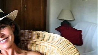 nerd skinny granny Beatrice learning to suck