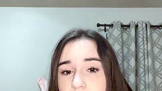 Amateur Webcam Teen Masturbates And Teases