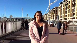 Lylou Enjoys Erotic Adventures In Vibrant Marseille On