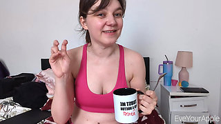 Cute Gym Girl Eve Catches You Up On Life
