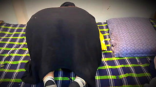 Big Ass & Huge Boobs Arab Girl on Live Show!