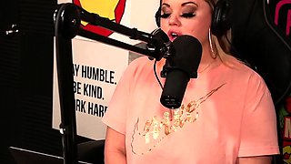 Blonde emo amateur solo masturbation