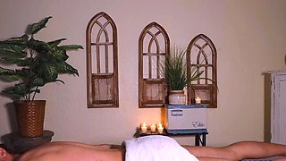Lola Pearl s Bikini Spa Handjob Blowjob