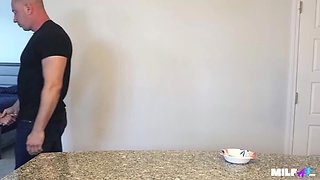 MILFAF - Big-chested Ash-blonde Mandy Monroe Takes Manage in Warm Room Sesh
