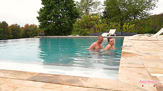 My Darling Fucks Me in the Pool of the Villa!