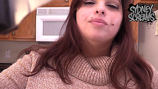 Hungry Hungry Housewife - HD Wmv