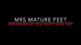 Mrs Mature Feet in an amazing sexy dress and shaved pussy 460